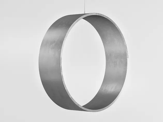 Dodaj do koszyka SWING N.3 SILVER wersja wewnętrzna w kolorze srebrnym