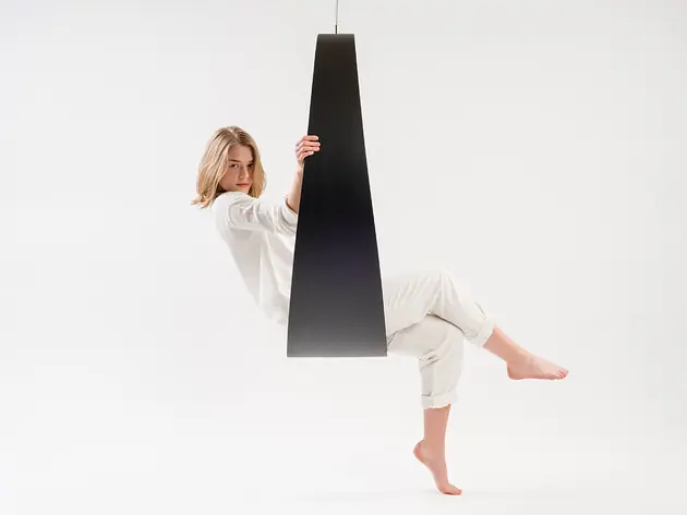 Dostępne od ręki SWING model N.2 huśtawka dąb czarny
