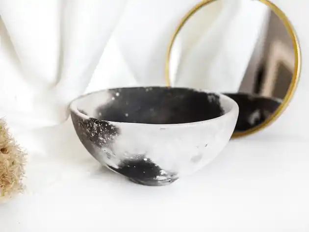 Mała miseczka ceramiczna, handmade Nowy
