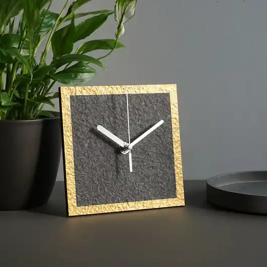 Minimalistyczny zegar do wnętrza w stylu loft Kup teraz