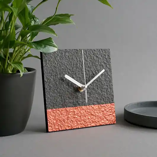 Promocja Minimalistyczny zegar z papieru z recyklingu