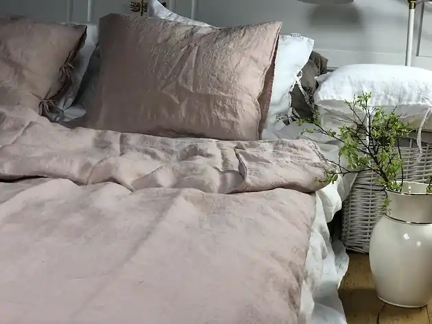Lniana poszewka na kołdrę Mellow Rose. Łatwy zwrot
