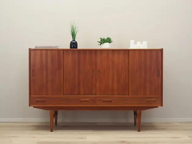 Highboard tekowy, duński design, lata 70, produkcja B Premium
