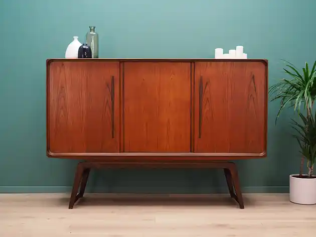 Bestseller Highboard tekowy, duński design, lata 60