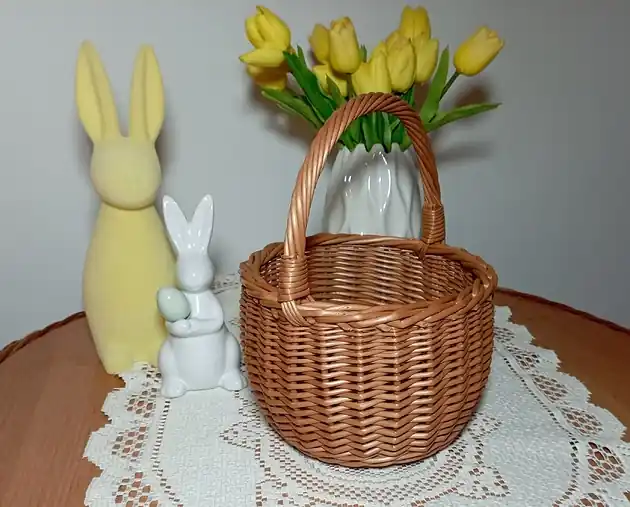 Sprawdź teraz Wiklinowy koszyk na święconkę wielkanocną WIELKANOC 20cm