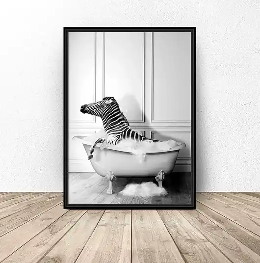 Plakat do łazienki "Zebra w wannie" Tani