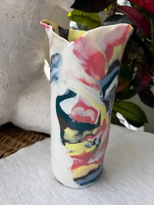 Wazon z serii Abstract Art - porcelana Taniej