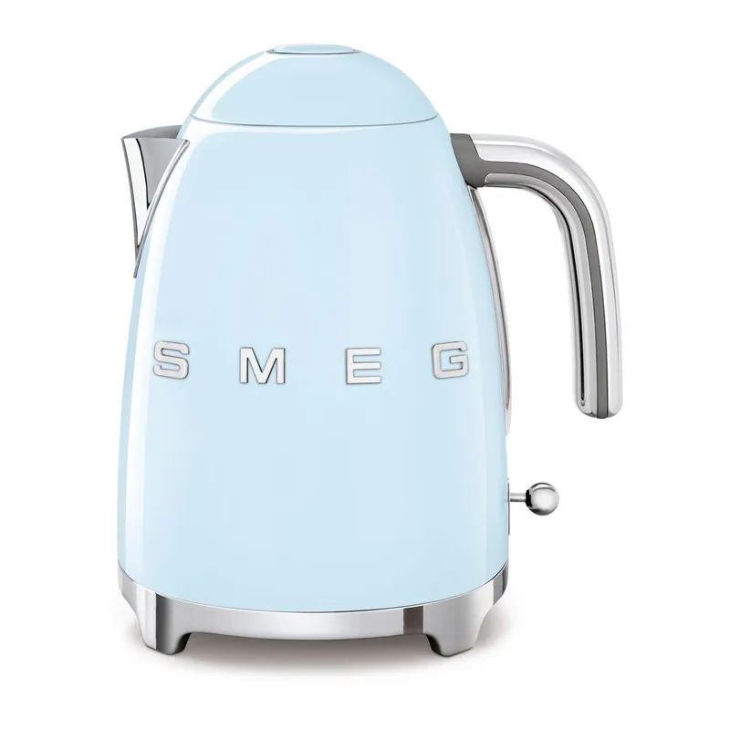 Premium Jasnoniebieski czajnik elektryczny 1,7 l 50‘s Retro Style – SMEG Bonami