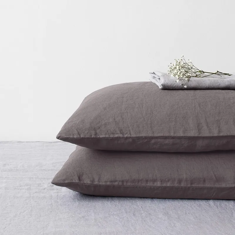 Ciemnoszara lniana poszewka na poduszkę Linen Tales, 70x90 cm Bonami Kup online