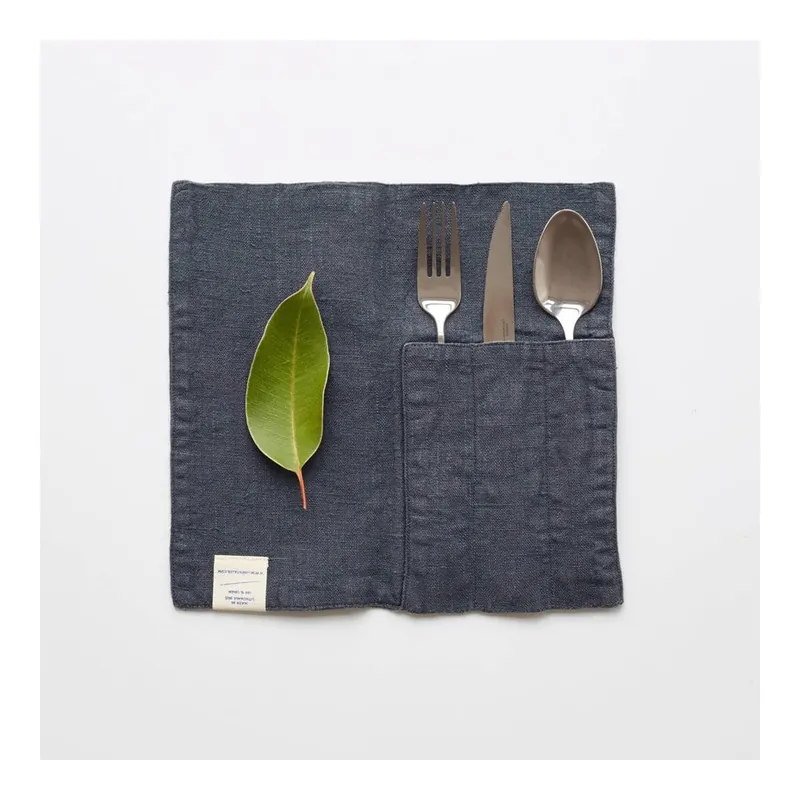 Lniana kieszonka na sztućce 2 szt. 23x23 cm Dark Grey – Linen Tales Bonami Szybka dostawa
