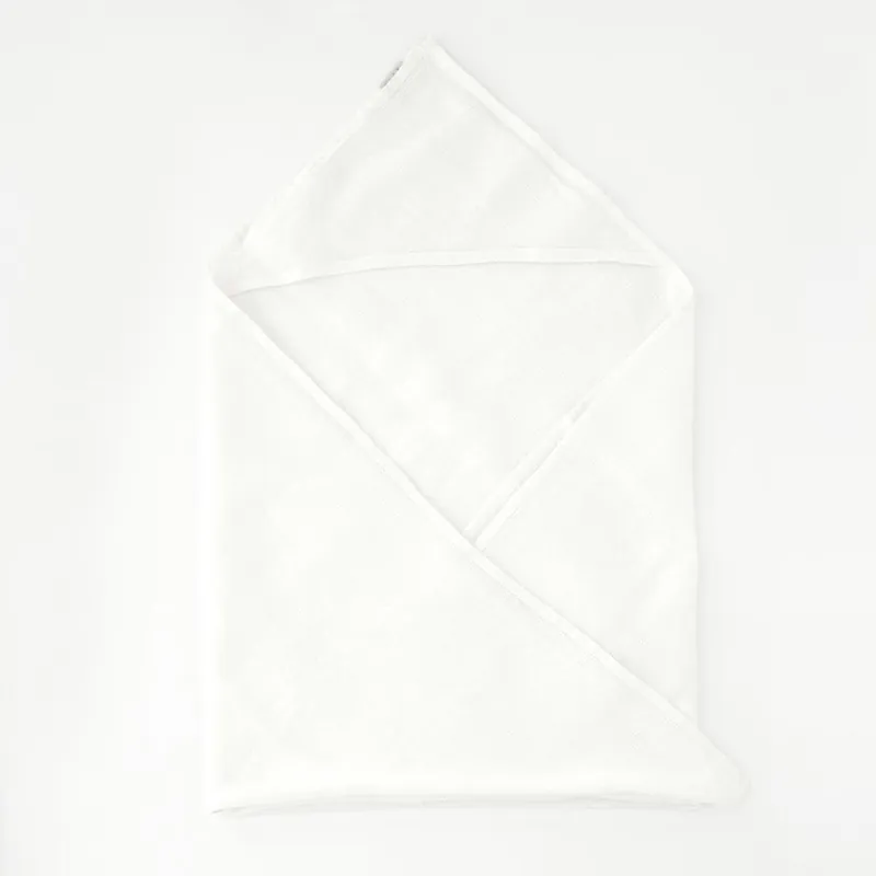 Dziecięcy biały ręcznik z kapturem Linen Tales Waffle, 100x100 cm Bonami Oferta