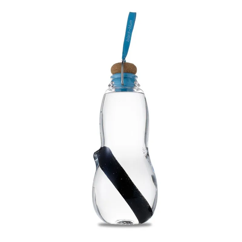 Niebieska butelka filtrująca z aktywnym węglem Black + Blum Eau Good, 800 ml Bonami Bezpieczna płatność
