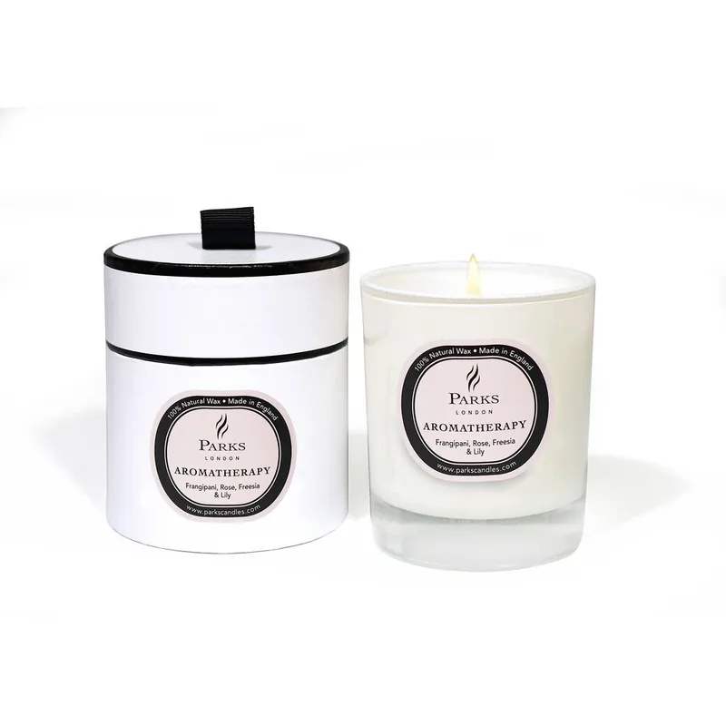 Ekspresowa dostawa Świeczka o zapachu plumerii, róży, frezji i lilii Parks Candles London, 50 h Bonami