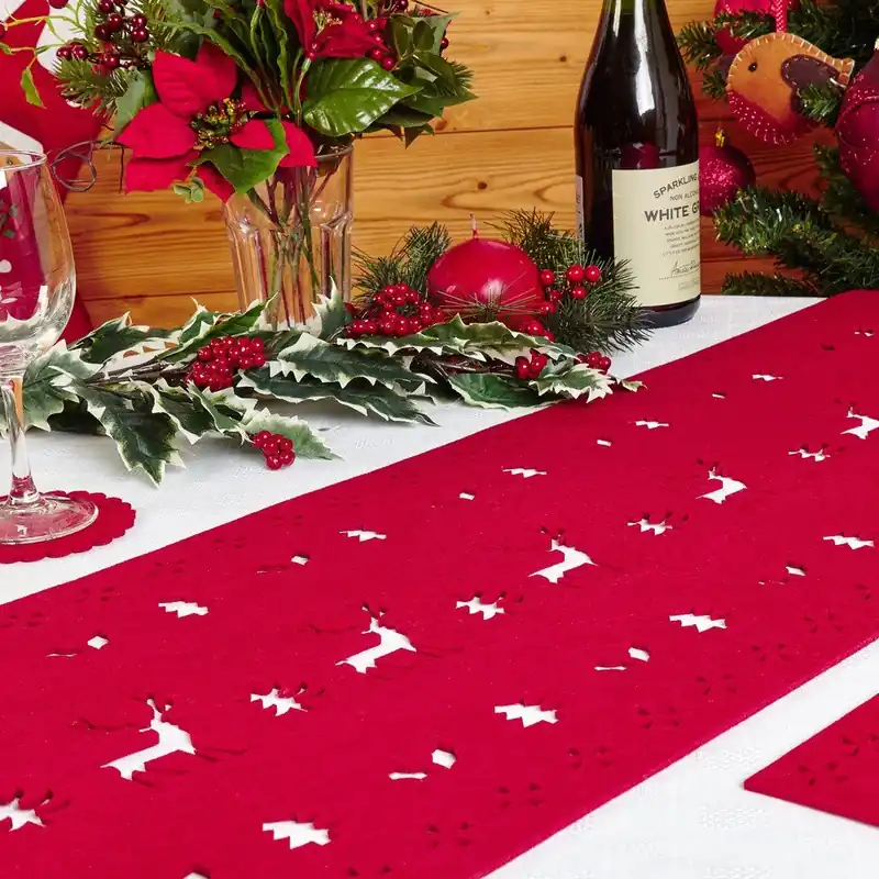 Czerwony bieżnik Neviti Reindeer Bonami Darmowy zwrot