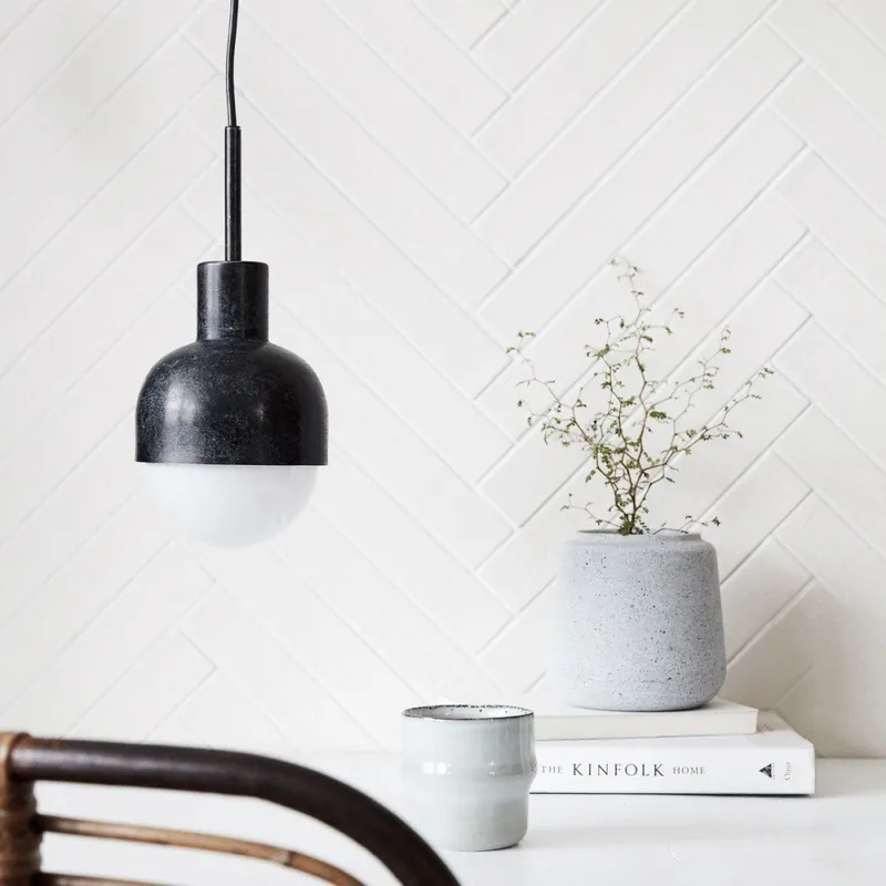 Lampa wisząca z marmurową oprawką House Doctor Glow Bonami Tylko do końca tygodnia