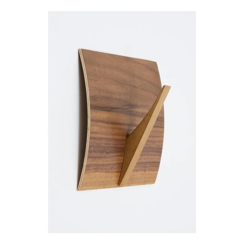 Rabat Wieszak ścienny z litego drewna Woodman Rack Naki Walnut Bonami