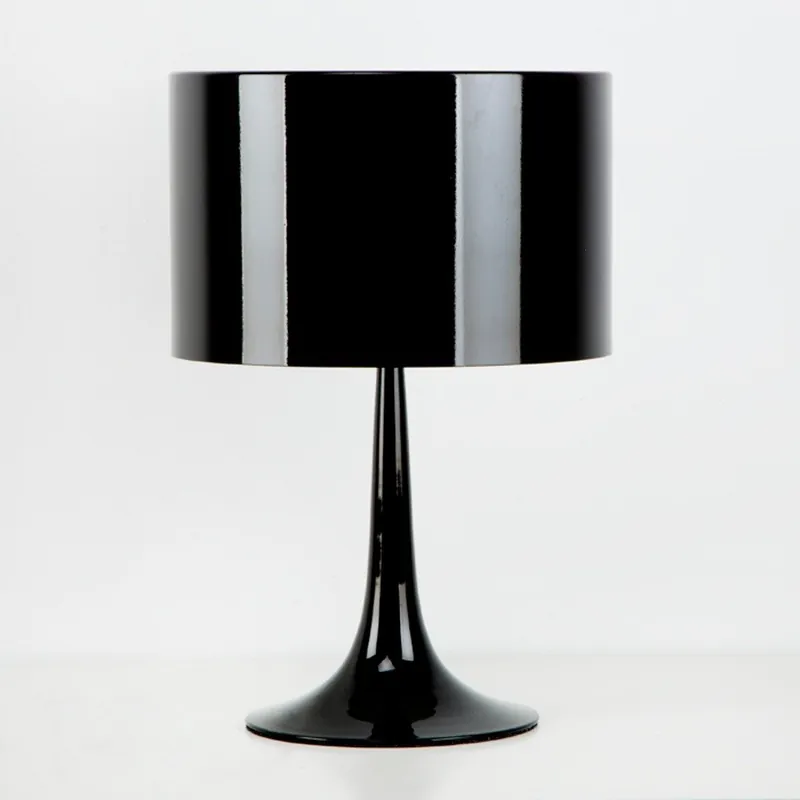 Hit sprzedaży Czarna lampa stołowa Thai Natura Metal Bonami