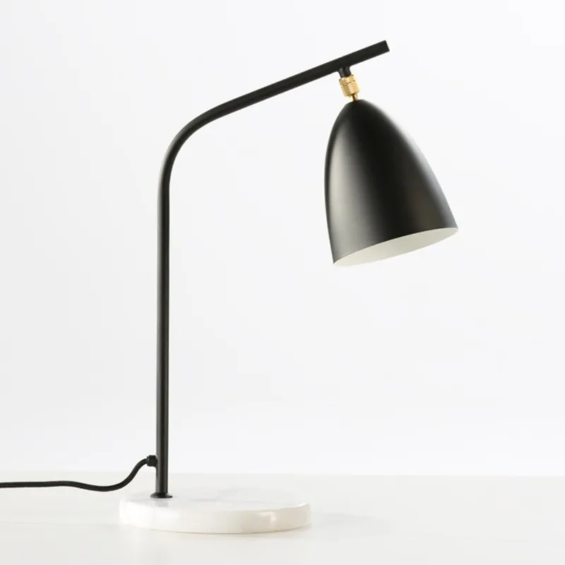 Czarna lampa stołowa z metalu i marmuru Thai Natura Bonami Oferta