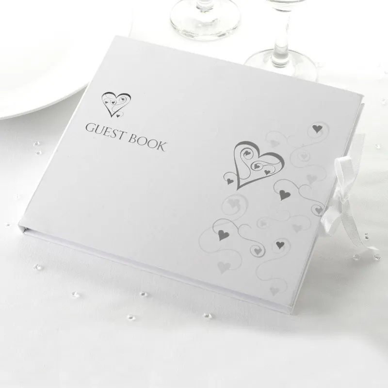 Promocja Biała księga gości Neviti Heart Bonami